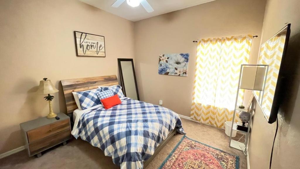 Beautiful 3 Bedroom Apartment Minutes From Disney! كيسيمي المظهر الخارجي الصورة
