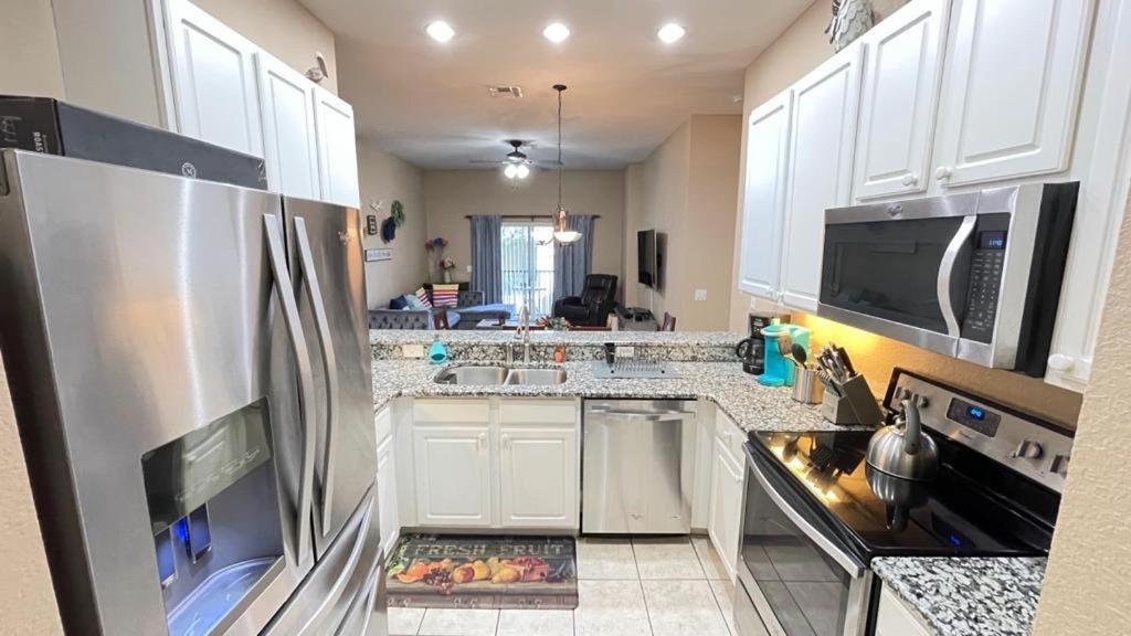 Beautiful 3 Bedroom Apartment Minutes From Disney! كيسيمي المظهر الخارجي الصورة