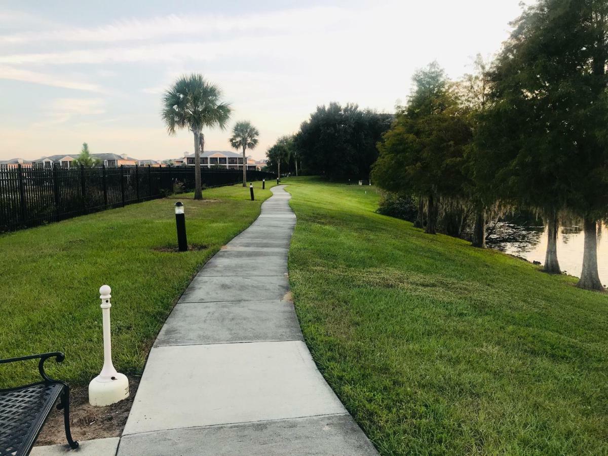 Beautiful 3 Bedroom Apartment Minutes From Disney! كيسيمي المظهر الخارجي الصورة